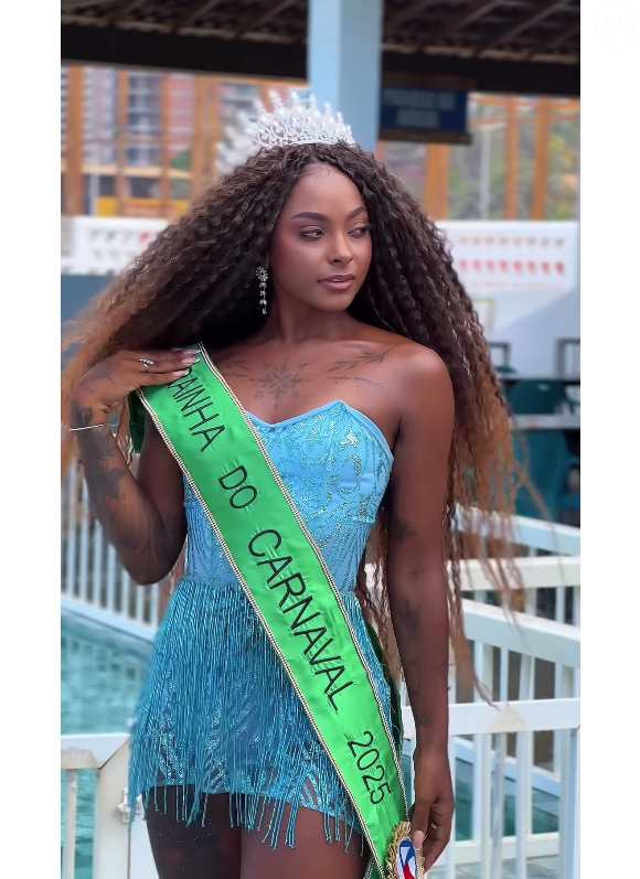 Crislayne Silva Souza, conhecida apenas como Crys Souza, é a Rainha do Carnaval de Salvador 2025