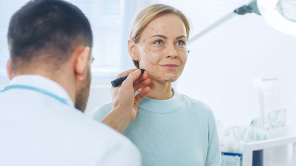 As pessoas na faixa dos 60 e 70 anos geralmente mantêm uma saudável dose de curiosidade. Elas aprendem e exploram continuamente, não porque precisam, mas porque querem.