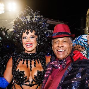 Carnaval 2025: Viviane Araujo recebeu Aílton Graça, colega de elenco em 'Volta por Cima'