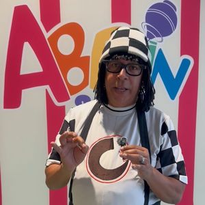 Intérprete do Chiquinho declarou: ‘Existia um decreto de que todos os programas infantis iriam sair do ar, mas já havia, dentro da própria televisão, uma pessoa que a assediava muito’