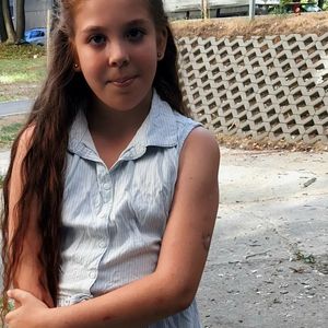 Modelo húngara diz ter uma filha de 10 anos com Neymar, fruto de um relacionamento passado com o jogador