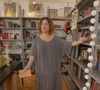 A intérprete de Pilar em 'Quem Ama Cuida' revelou que vive cercada de livros históricos, retratos antigos e objetos herdados da família, transformando seu apartamento em São Paulo em um verdadeiro refúgio cultural e afetivo