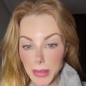 Ex-participante de 'A Fazenda 14', Deborah Albuquerque detonou Carelli em um vídeo publicado nas redes sociais