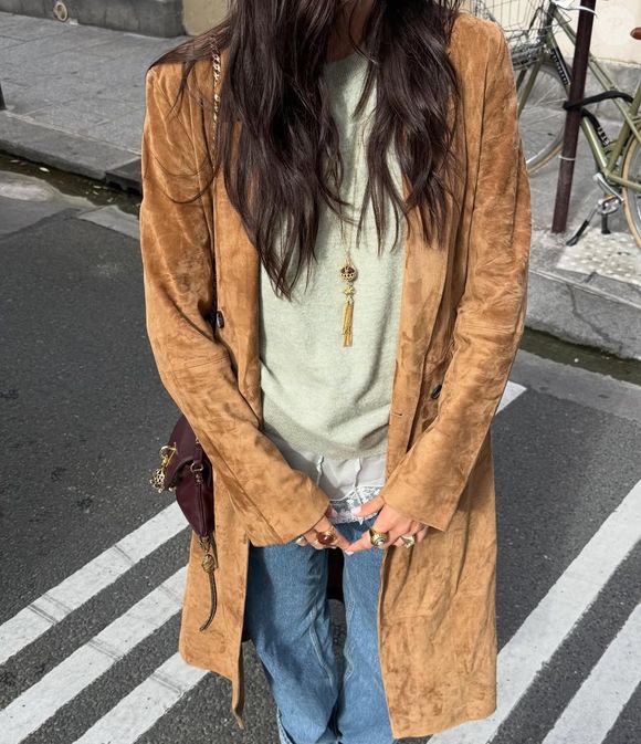 O tom café com leite desponta como o novo neutro da moda e transforma o Adidas Gazelle Lo Pro em um dos tênis mais desejados de 2026