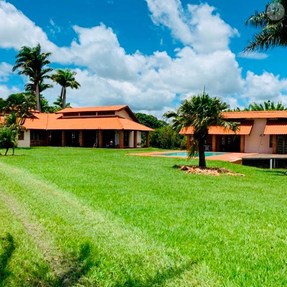 Sabrina Sato tem mais de uma casa construída em fazenda no interior de SP