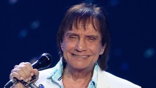 Poucos lembram, mas há 24 anos Roberto Carlos se envolveu em grande polêmica com a Globo ao gravar especial para outra TV