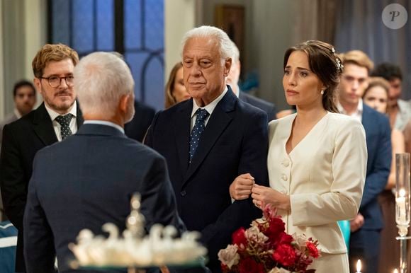 Casamento de Adriana e Arthur na novela 'Quem Ama Cuida' sera chei ade mistérios