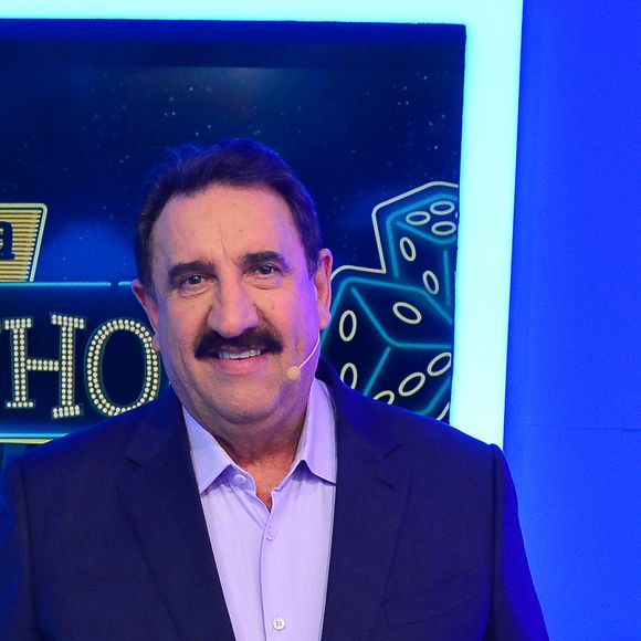 'Dizem que ele é um homem muito generoso', revela Ratinho sobre Faustão