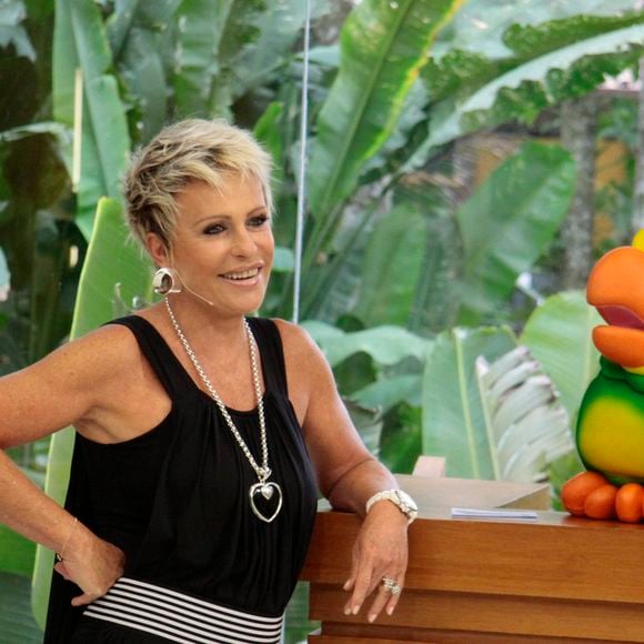 Ana Maria Braga mudou em uma semana duas vezes a grafia do 'Maria' por orientação da numerologia