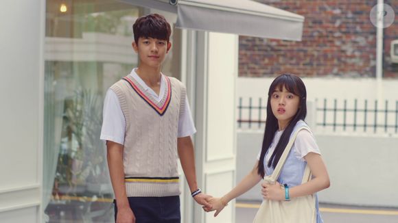 'Bilhete de Vingança': para atiçar o ex e criar ciúmes, Eun-woo finge um namoro com o amigo Jae-won, mas o jogo pode virar amor de verdade