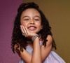 Elis Cabral, a Sofia de 'Dona de Mim', tem 7 anos e é natural de Jacarepaguá, no Rio de Janeiro