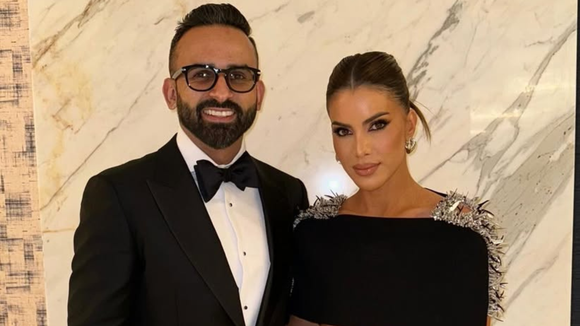 'Acreditamos que ficaríamos juntos para sempre': após anúncio do fim de união de 21 anos, saiba quem é o ex-marido de Camila Coelho, com quem ela viveu romance desde a adolescência e teve um filho