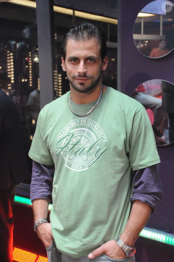 Em 2008, Henri Castelli participou do elenco de 'Casos e Acasos'