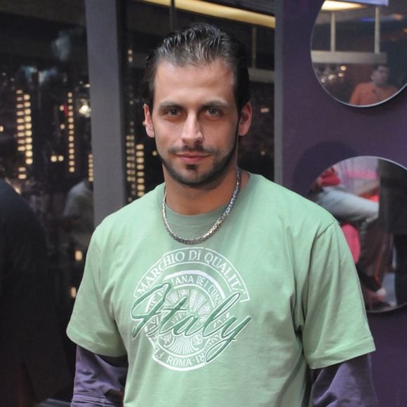 Em 2008, Henri Castelli participou do elenco de 'Casos e Acasos'