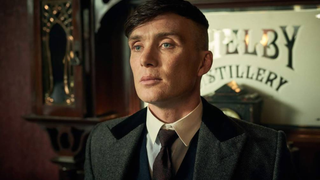 O motivo inusitado (e horrível) por trás do corte de Tommy Shelby de 'Peaky Blinders' que viralizou com Cillian Murphy e virou tendência