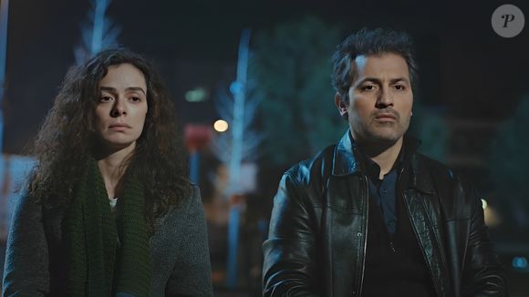 Bahar surpreende Arif com beijo e o deixa encantado na novela 'Força de Mulher' no capítulo de 23 de junho de 2025, segunda-feira