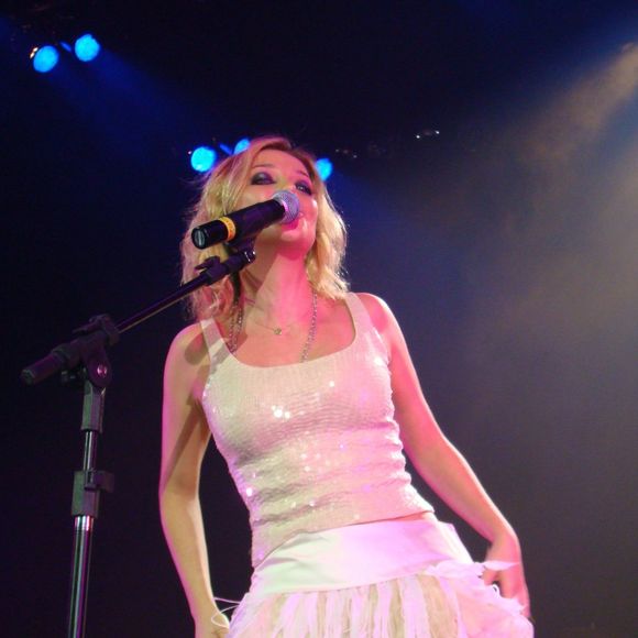 Luiza Possi declarou que os rumores eram ‘muito chatos’ e chegou a dizer que namorava com um homem