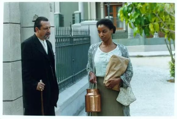 Na trama, José Alceu revea que é fruto de um relacionamento de Gumercindo (Antônio Fagundes) com a ex-escravizada Naná (Adriana Lessa)