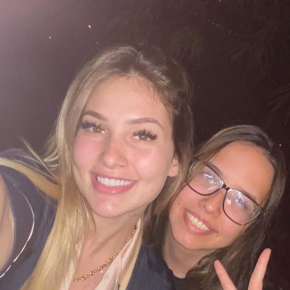 Manu Fonseca agradeceu o presente de Virginia com um simples “Gratidão”, nas redes sociais.