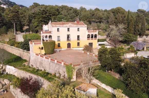 Além de contar com praias e trilhas em seus arredores, Premià de Dalt fica a pouco mais de meia hora de distância de Barcelona