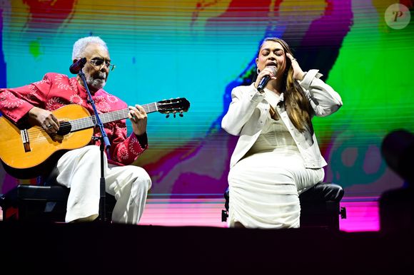Preta Gil e Gilberto Gil cantaram juntos a música 'Drão'