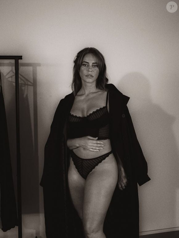 De calcinha e sutiã, Paolla Oliveira foi chamada de ‘gostosa’ por Bella Campos