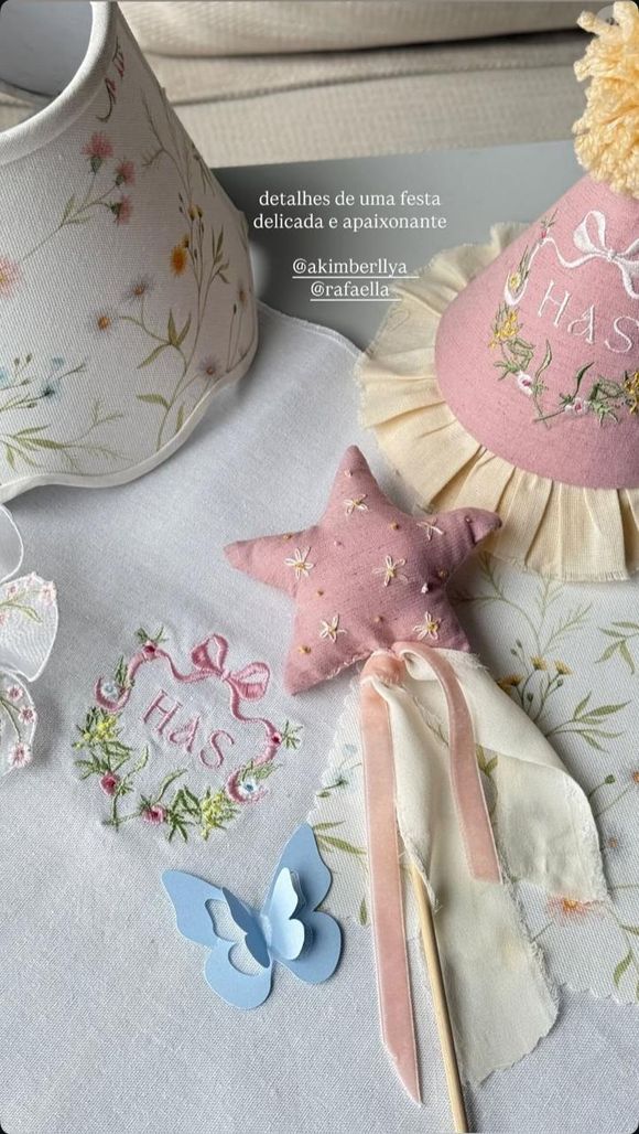 A decoração da festa da pequena Helena, filha de Neymar e Amanda Kimberlly, em tonalidades pastéis, além de borboletas e flores.
