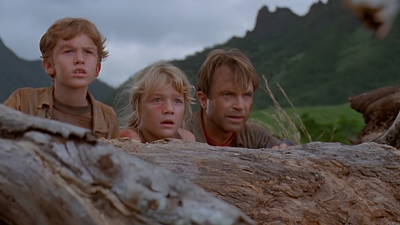 'Um mentor, um protetor e, acima de tudo...': a mensagem comovente da menina de 'Jurassic Park', hoje aos 46 anos, após a morte de Sam Neill