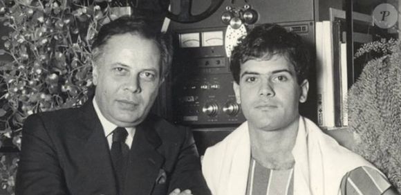 Preocupado com acusações de nepotismo, João Araújo só aceitou lançar Cazuza por um selo menor ligado à Som Livre