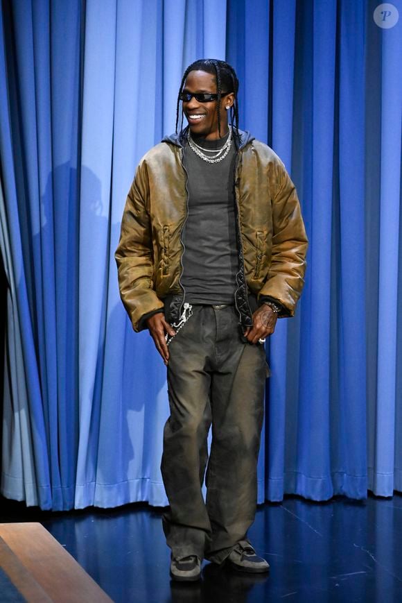 Travis Scott é o headliner do The Town 2025 neste sábado (06)