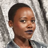 Lupita Nyong'o retira 30 miomas do útero em uma única cirurgia; médico explica riscos do diagnóstico: 'O ideal é sempre...'