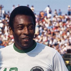 Pelé encerrou sua trajetória em Copas do Mundo com 12 gols e três títulos mundiais conquistados com a Seleção Brasileira