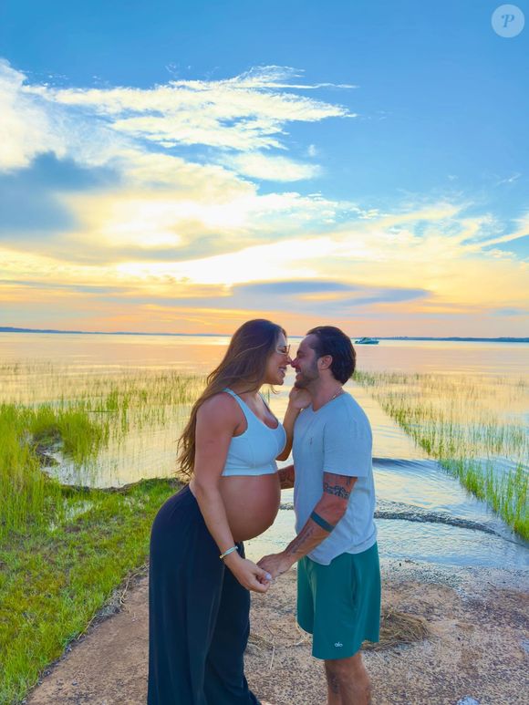 "Eu, Andressa e o Bento estamos vivendo dias muito especiais, cheios de amor, emoção e agradecimento", escreveu o filho de Gretchen na legenda da publicação