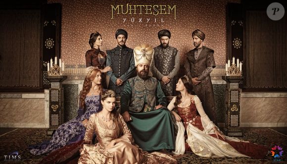 "Século Magnífico" dividiu opiniões na Turquia: conservadores acusaram a novela de desrespeitar os valores históricos ao retratar a vida íntima do sultão Suleiman.