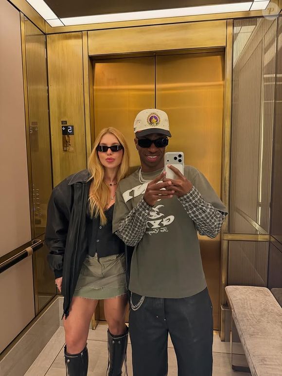 Virgínia também já está namorando. O eleito da influencer é o jogador Vini Jr.