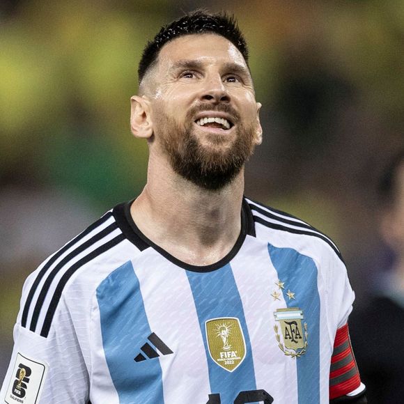 Lionel Messi explicou o motivo de beber vinho com Sprite: 'Pega mais rápido'