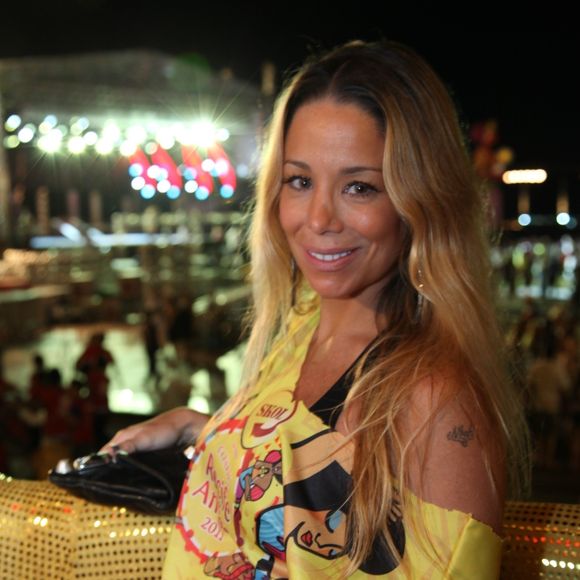 Em 2011, Danielle Winits participou do Carnaval de Salvador mesmo grávida