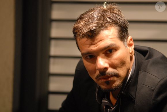 Em 2010, Maurício Mattar estava bastante diferente na série 'Na Forma da Lei', marcando sua saída da TV Globo