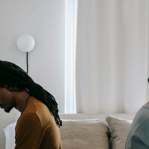 O futuro volta a empolgar, mas sem o outro incluído: a pessoa começa a pensar em novos planos, sem o parceiro incluído