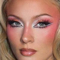 Adeus 'clean girl'! Maquiagem colorida para além do Carnaval: como usar a tendência de forma elegante e divertida no verão 2026