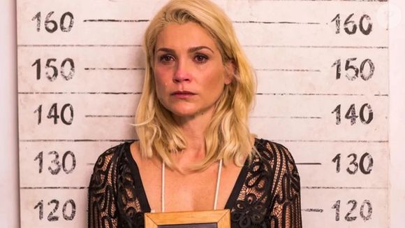 Sandra (Flavia Alessandra) ressurge em 'Êta Mundo Melhor' presa e costurando na cadeia. A personagem fica até o capítulo 13