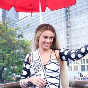 O cabelo deve ser bem cuidado durante a folia: usar laces e alongamentos por muito tempo prejudica os fios