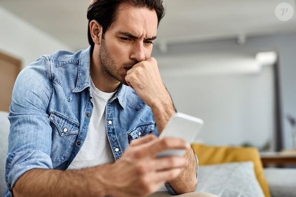Política, eleições, redes sociais, mensagens, vídeos e notificações: quando tudo disputa nossa atenção ao mesmo tempo, descansar pode ficar mais difícil. Entenda o impacto da hiperconectividade e veja como desacelerar