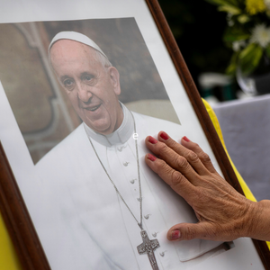 URGENTE: estado de saúde do Papa Francisco tem agravamento repentino