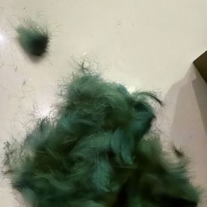 Zé Felipe deu adeus aos cabelos e raspou a cabeça