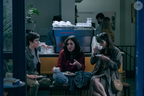 'O Tempo Que Te Dou' acompanha o processo de superação de um amor longo em uma minissérie curta da Netflix, ideal para maratonar em um dia