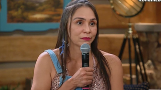 'Brasil, aprenda a votar': eliminada em Roça recorde de 'A Fazenda 17', Yoná rasga o verbo sobre público e peões