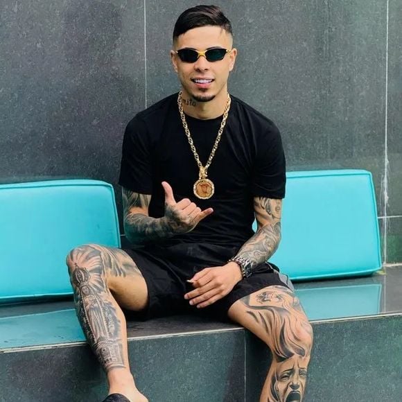 "Gata (Barbie)" de Mc Tuto, Nattan, DG e Batidão Stronda também é forte candidata