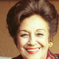 150 dias internada e parada cardíaca em salão de beleza: como Nair Bello, Cininha na novela 'A Viagem', morreu há 18 anos?