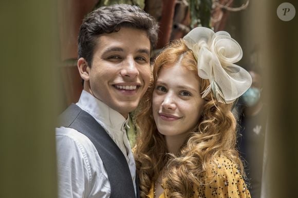 Ricky Tavares e Caroline Dallarosa na novela 'Além da Ilusão'